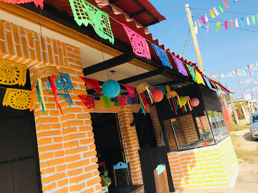 Restaurant "El Gallo" Taquería & Parrillera