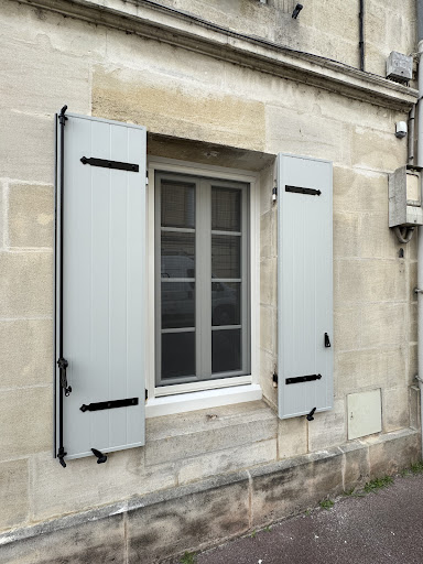 Photo de CGM Menuiserie et Couverture à Coutras (33230)