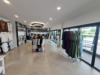 SUBLIME OUTFIT à Vidauban