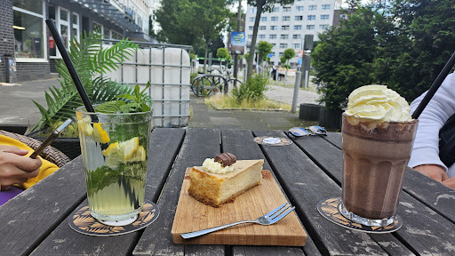 Tortys Cafe - Thumbnail