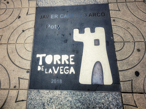 Paseo de la Torre de la Vega - Thumbnail