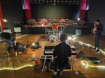 l'Orange fluo / siège social à Latronquière