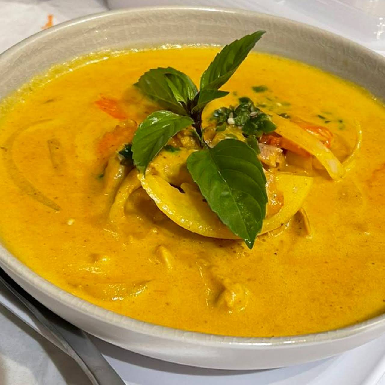 Basil And Co Thai Restaurant in Diamond Bar