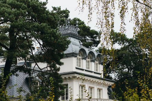 Belvedere Estate | Butikowa Agencja Nieruchomości