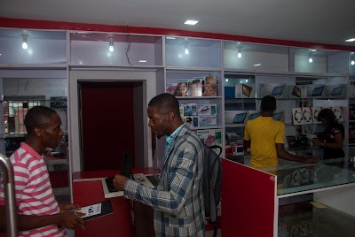 Photos of Dreamworks | Dealers In Top Brand and Quality Laptops, Desktops, Phones, Tabs, Printers, Projectors, Gadgets, Accessories and More