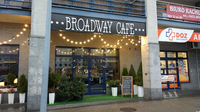 Broadway Cafe, Author: Maciej Jakub Bańkowski