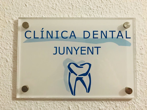Clinica Dental Dr. Marcelo Junyent - Thumbnail