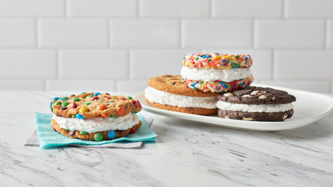 Great American Cookies by null