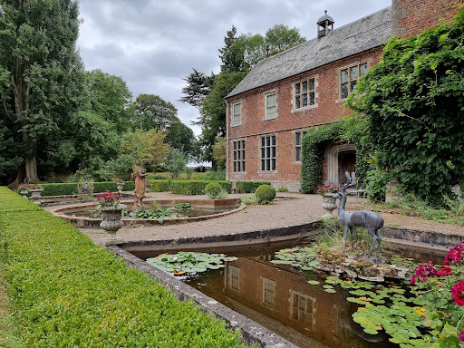 Hellens - Visual