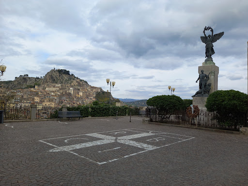 Monumento ai caduti 1 Guerra Mondiale - Thumbnail