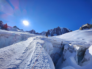 Photo n°13 de NEO mountain / Ski freeride, rando et voyages skis aux pieds à Passy (Centre de sports d'aventure)