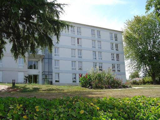 Photo de Maison de Retraite La Cressonniere à Cerizay (79140)