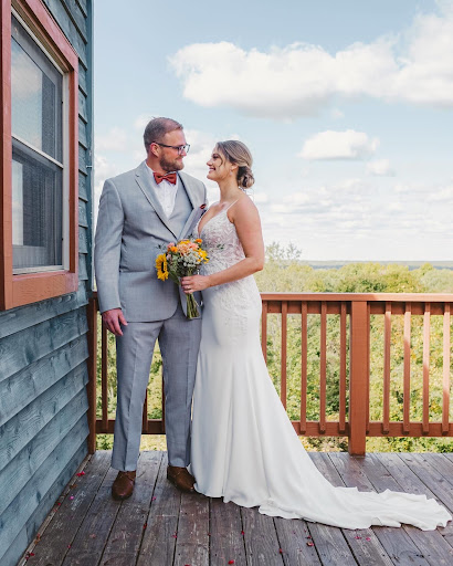Treetop Retreat, LLC - Thumbnail