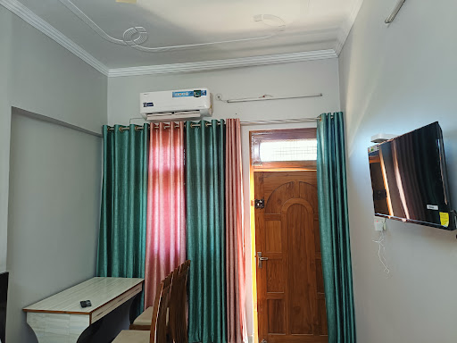 Gallery image 16
