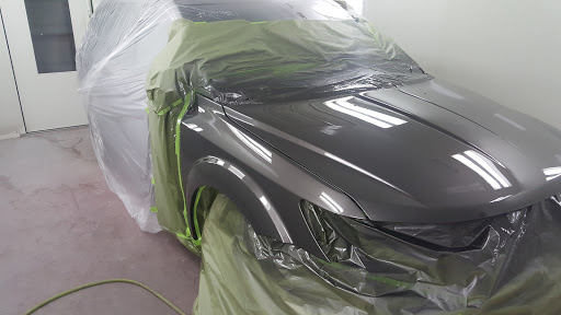 Heck's Collision Center LLC Gallery - United States