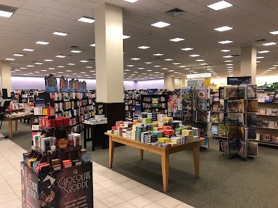 Barnes & Noble