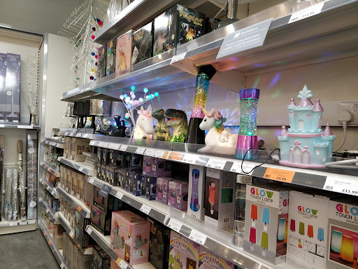 The Range, Oldham - Visual
