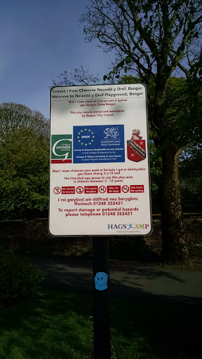 Neuadd y Dref Playground Gallery - United Kingdom