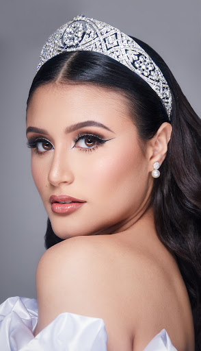 Yareidy Almeida Make Up Artist - Thumbnail