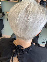 Photo n°3 de Le Salon Coiff Inter à Carhaix-Plouguer (Salon de coiffure)