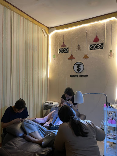 the sisters beauty studio