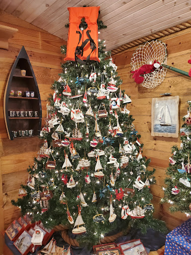 The Christmas Shop - Thumbnail