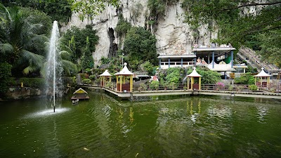 photo of Batu Caves Hindu Temple