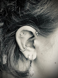 Photo n°3 de Piercing Lyon, Tatouage, Sans rdv | Salon MaPetiteImprimerie à Lyon (Tatoueur)