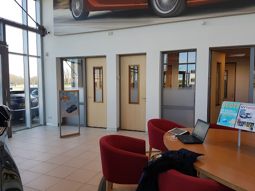 Louwman Toyota Amsterdam West - Servicepunt Gallery - Netherlands