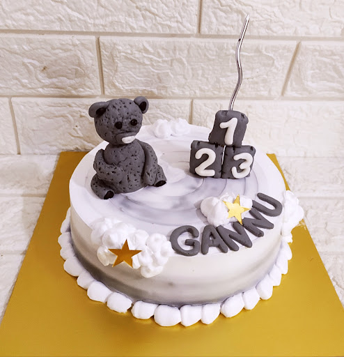 3 month birthday cake