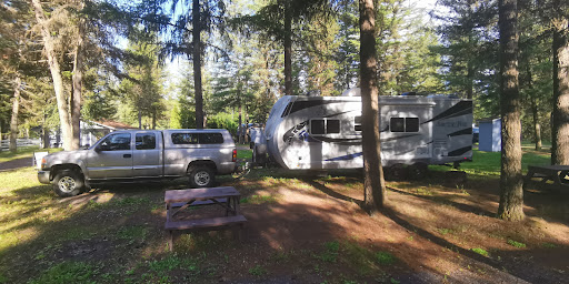 Cariboo Place Campsite - Thumbnail