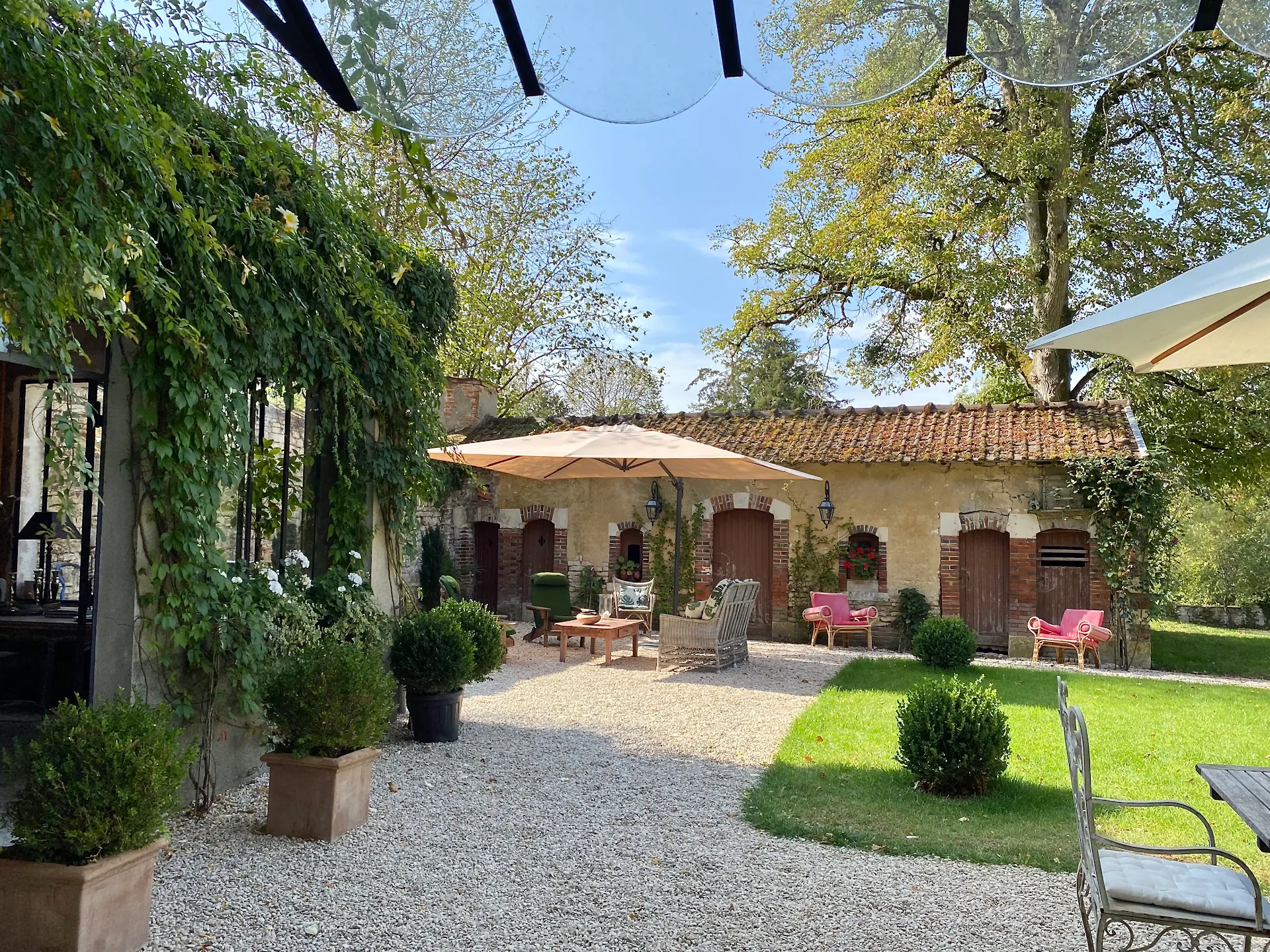 Manoir de la Croix Saint Louis ( 5 étoiles)