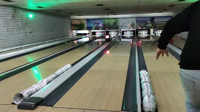 Nyitvatartás: Dunakavics Étterem és Bowling Klub