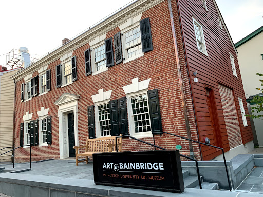 Bainbridge House Logo