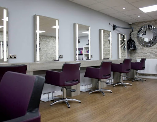 Room 8 Hair and Beauty