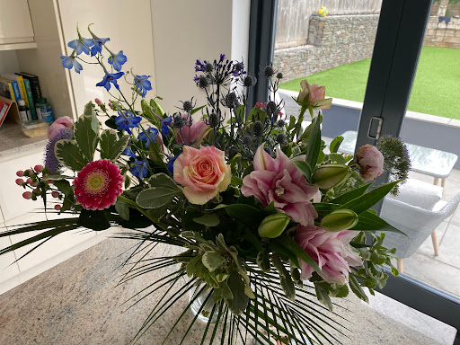 Studio Flowers - Visual