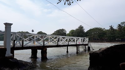Photos of Taprobane Island