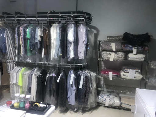 tintorería y lavandería EXELENCIA