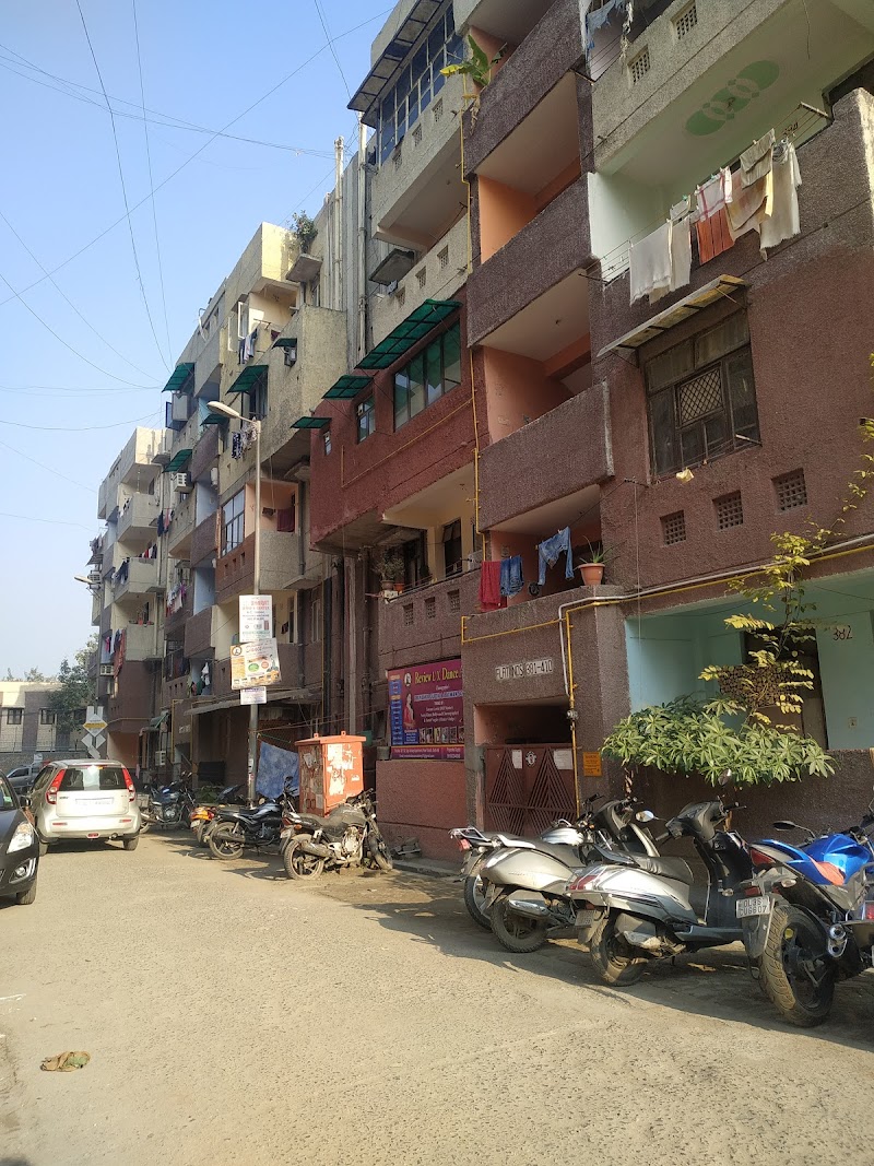 Jay Ambey Apartments Kondli, Delhi NoBroker