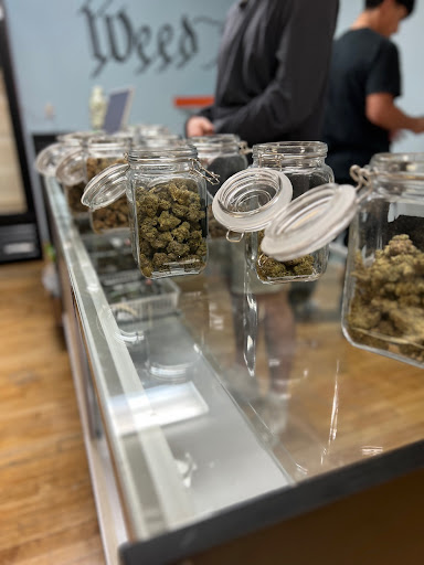 Heatseekers Medical Dispensary - Thumbnail