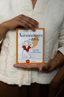 Massage Conscient LYON l Océane Chavanel l Chi Nei Tsang | Périnatalité l REBOZO à Lyon