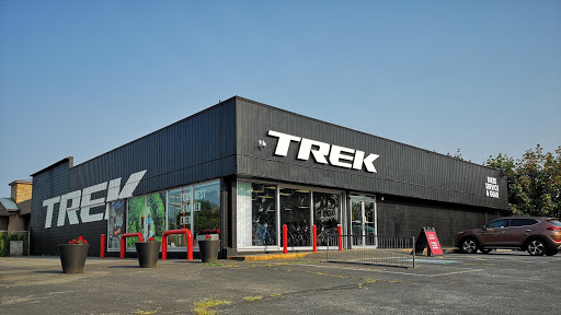 Trek Bicycle Maple Ridge
