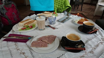 Photos of &Ouml;mmukaffi