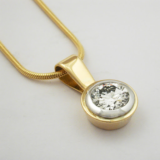Yossi - Designer & Maker of Fine Jewellery - Thumbnail