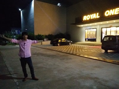 Photos of ROYAL ONE KTV