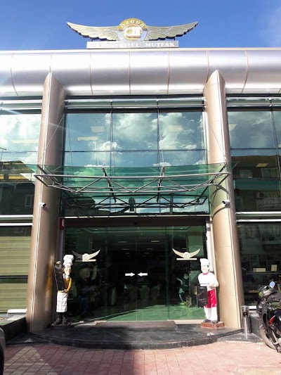 furniture-store