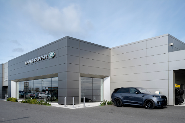 BPM Cars - Land Rover Tours