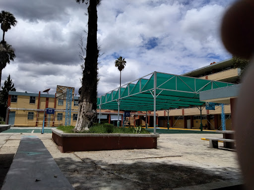 Escuela Secundaria Diurna N° 135 "Unión de Repúblicas Socialistas Soviéticas"