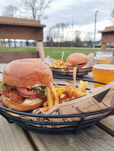 Photo 4 - Loc'Ale Taverne - Bar à bières et Burgers