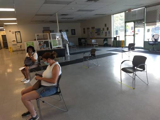 Pennsylvania Department of Transportation - Photo License Center, Huntingdon Valley - Thumbnail